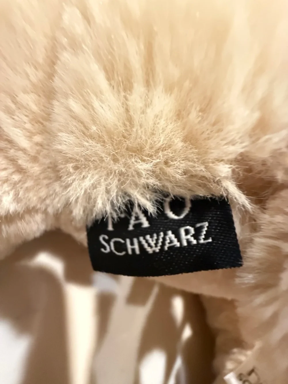 FAO Schwarz Cream Plush Golden Retriever Puppy Dog Toy 2021